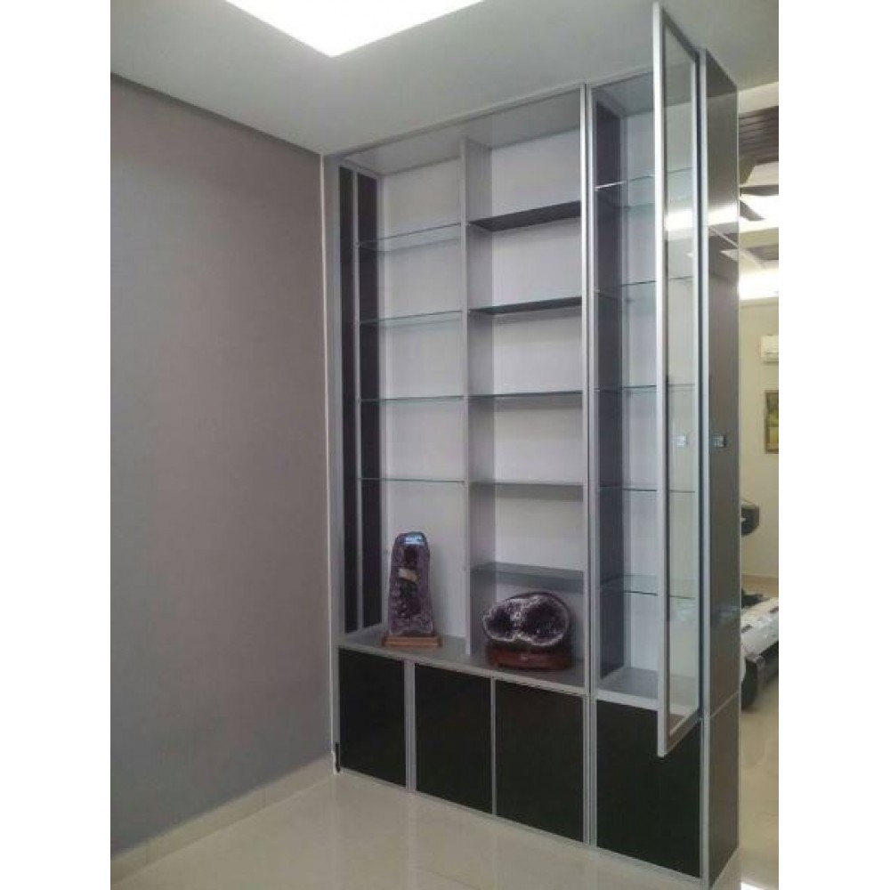 SAM HENG - ALUMINIUM DISPLAY CABINET