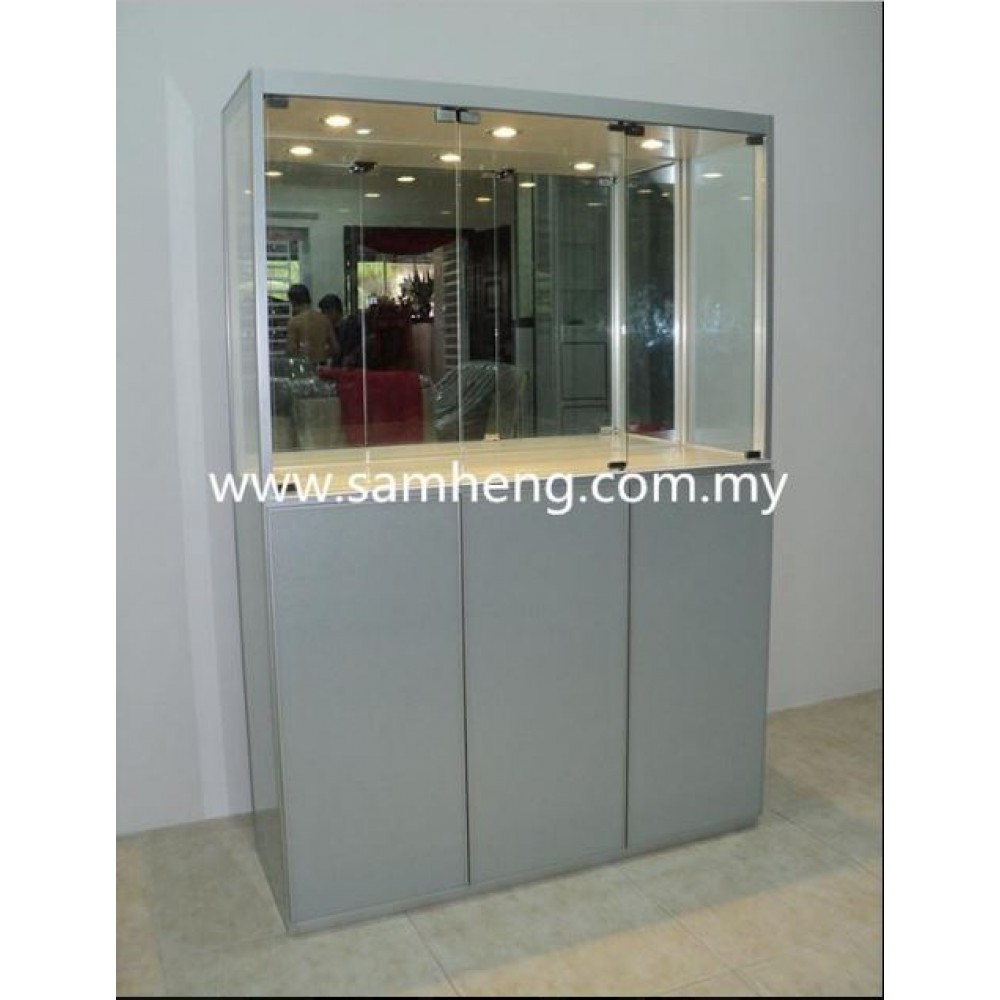 SAM HENG - ALUMINIUM DISPLAY CABINET