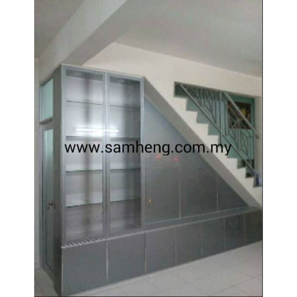 SAM HENG - ALUMINIUM DISPLAY CABINET