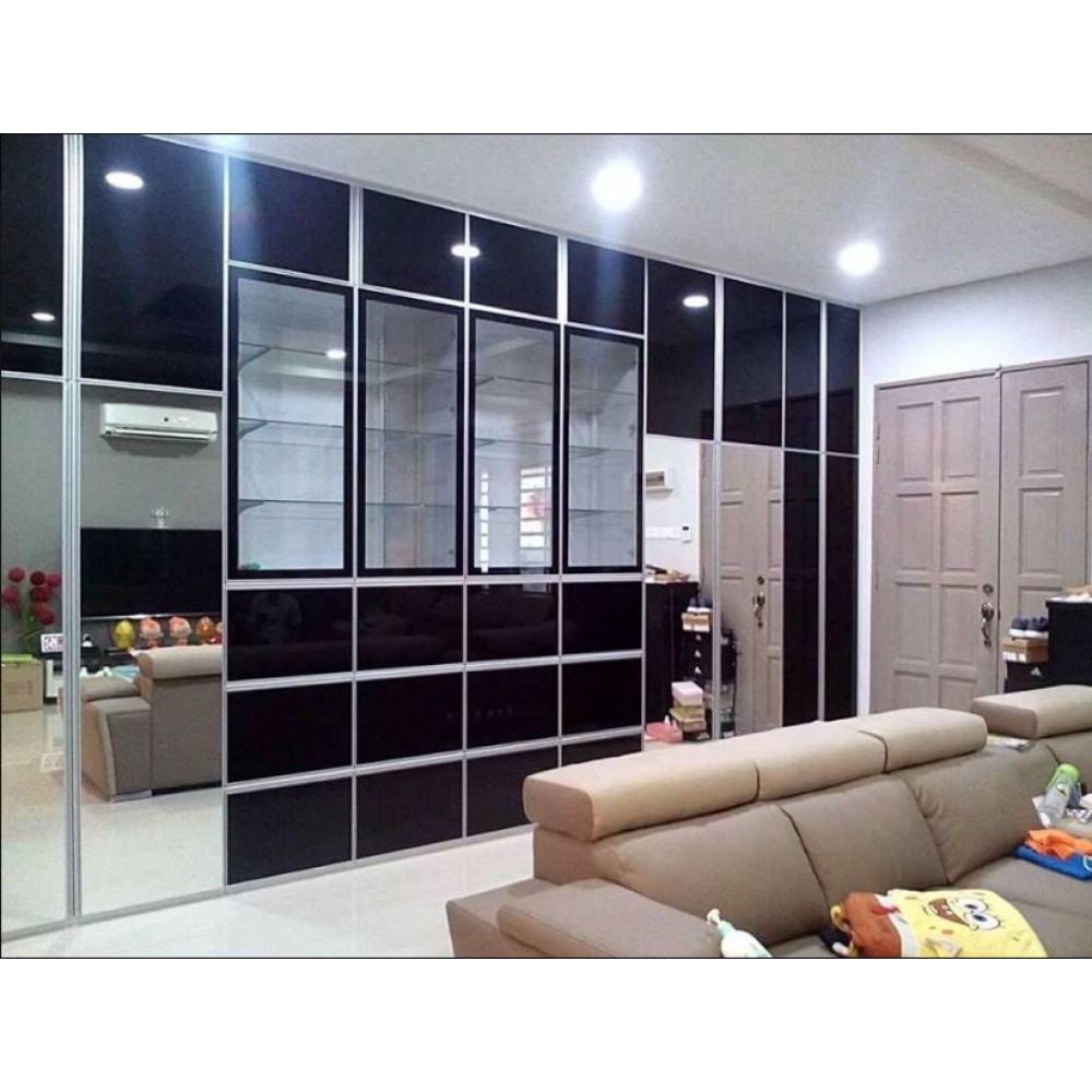 SAM HENG - ALUMINIUM DISPLAY CABINET