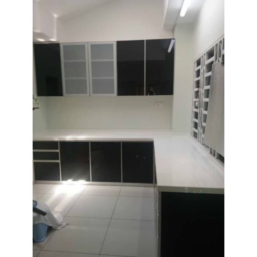 ALUMINIUM KITCHEN CABINET