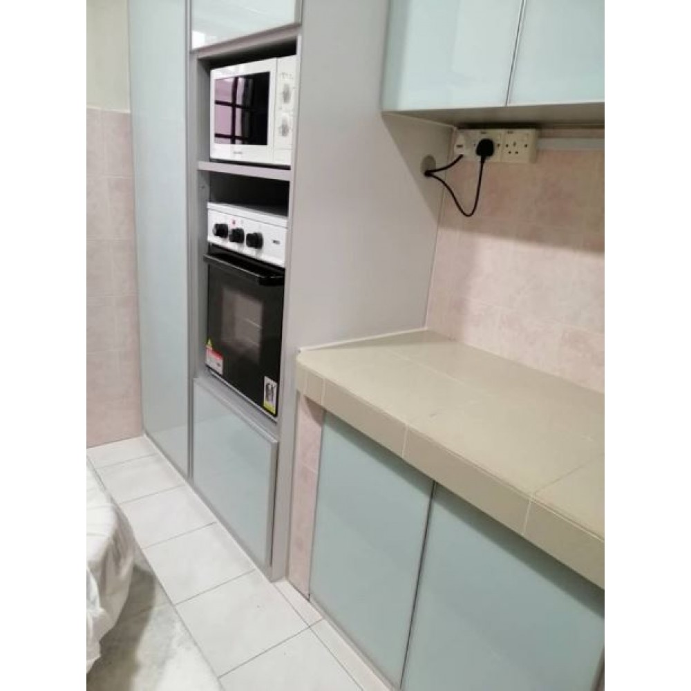 ALUMINIUM KITCHEN CABINET