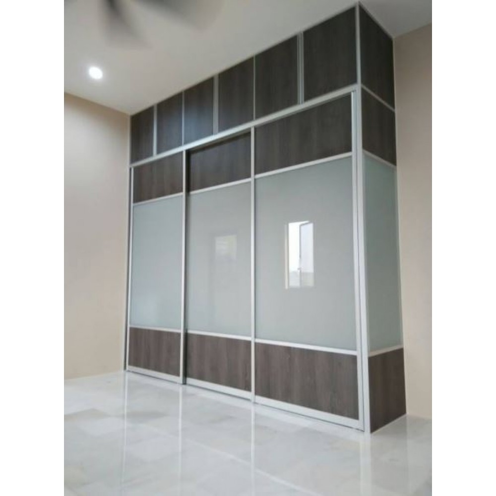 ALUMINIUM WARDROBE
