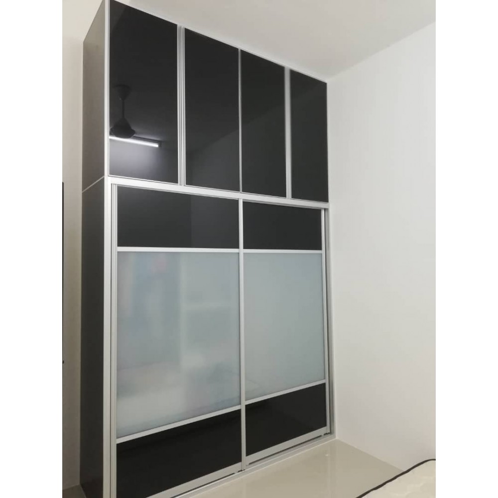 ALUMINIUM WARDROBE