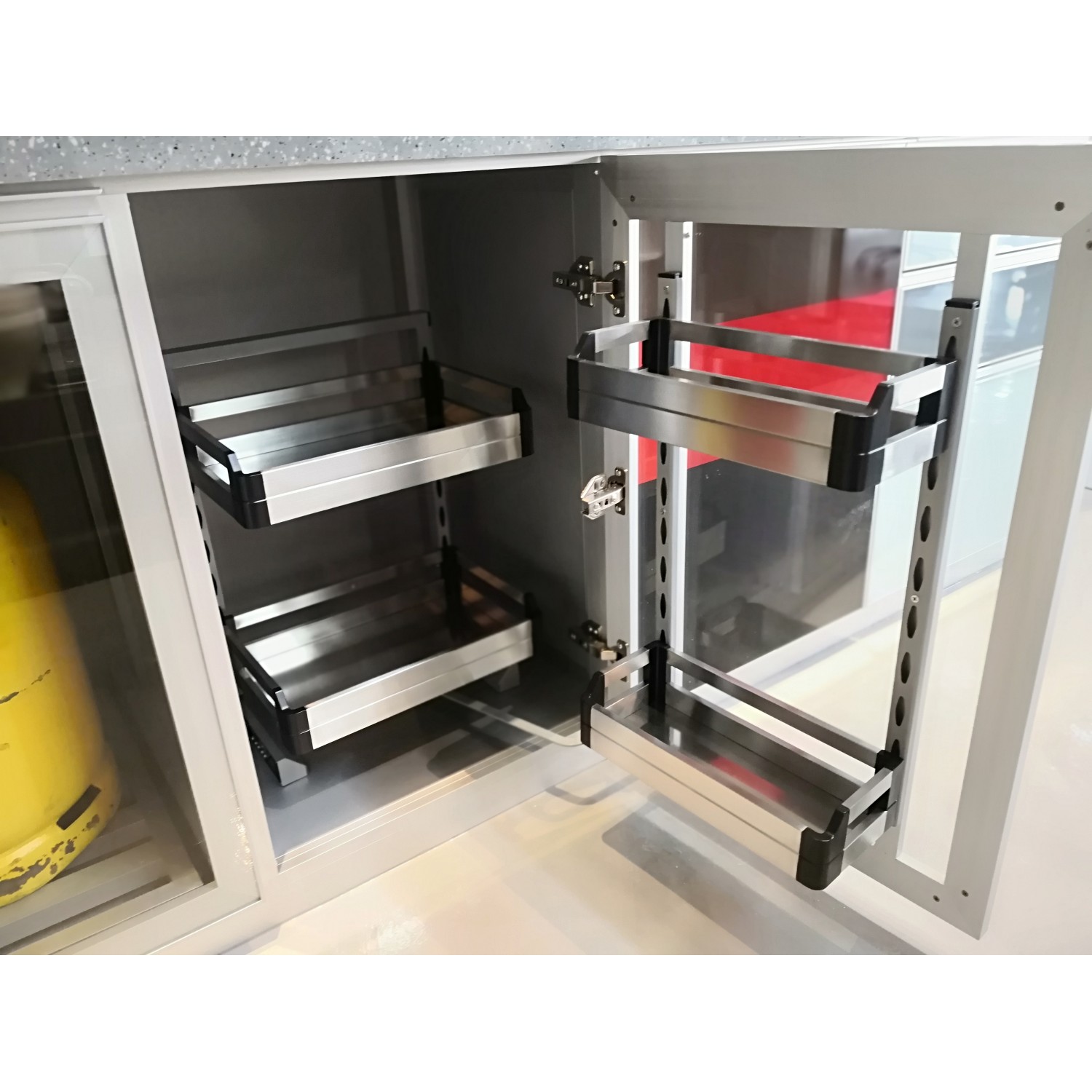 SCT0245 STAINLESS STEEL SIDE STORAGE BASKET SCT0245 STAINLESS STEEL SIDE STORAGE BASKET